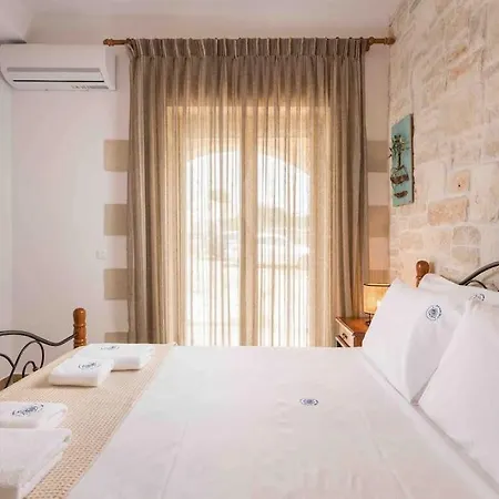 Blue Rose Villa Dhrépanos Esterno foto