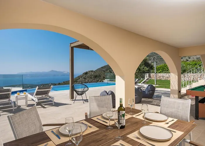 Blue Rose Villa