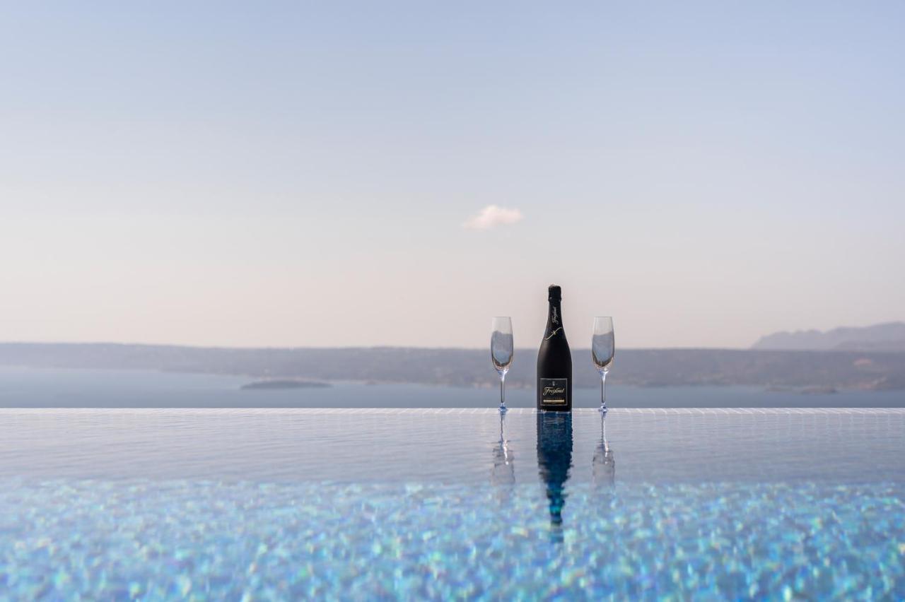 Blue Rose Villa *